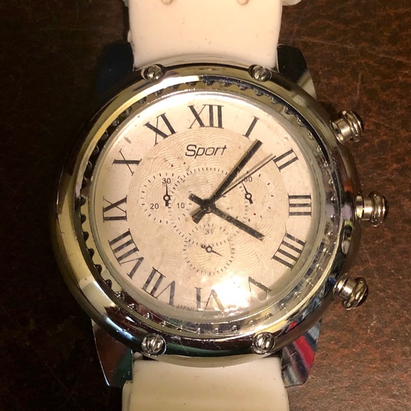 Men’s Watch with white rubber band - Picture 1 of 1
